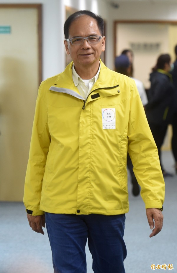 游錫堃痛批朱立倫在新北市長任內誇口興建18萬戶社會住宅是大跳票，他更說如果朱立倫當選總統「將是『中華民國』的不幸！」（資料照，記者簡榮豐攝）