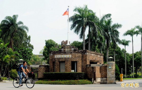 台大教授唐代彪前不久進行一次課堂投票，70名學生，最喜歡由美國統治，最憎惡國民黨統治；共產黨統治的得票，居然還比國民黨多兩票。（資料照，記者林正堃攝）