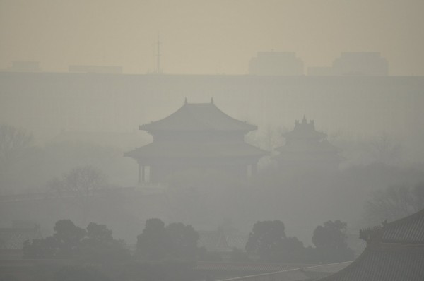 北京預計今天起連續3天陷入空氣重度汙染。圖為北京19日的照片。（資料照，路透）