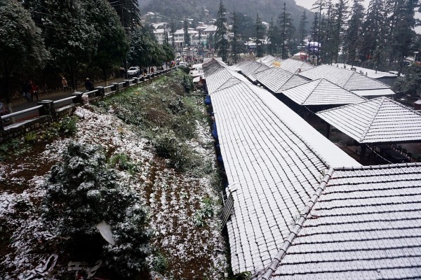 越南遇寒流來襲，北部部分地區降下大雪。（歐新社）