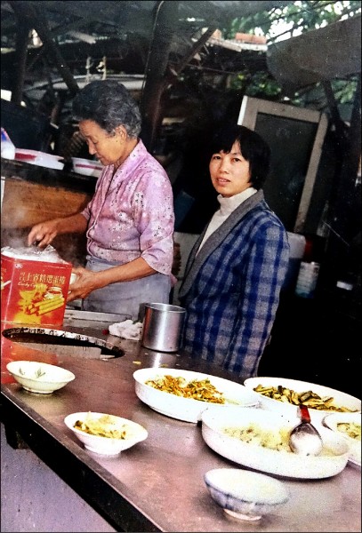 感動全台的高雄十元善心嬤莊朱玉女，辭世已近一年，但她的精神一直迴盪在世人心中。（資料照）