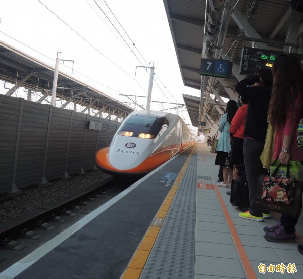 高鐵雲林車站道岔訊號異常，中午前至少有6列車會延誤半小時以上。
（資料照，記者廖淑玲攝）