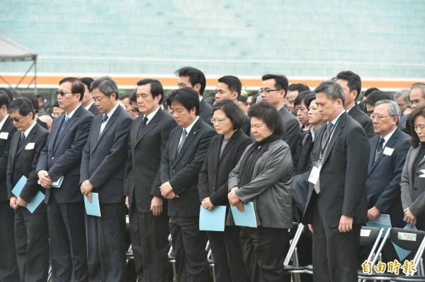 總統馬英九及總統當選人蔡英文一同出席台南震災追思會。（記者張忠義攝）