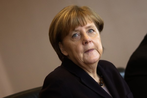 德國總理梅克爾盛讚美國民主黨總統參選人希拉蕊。圖為資料照。（美聯社）