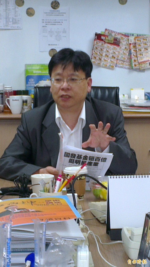 科技部次長林一平表示,將籌組倫理小組處理研究案出包問題。(資料照) 科技部次長林一平表示,將籌組倫理小組處理研究案出包問題。(資料照)
