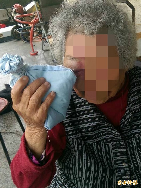 酒駕男撞到一對80歲老夫婦，原要幫忙送醫，竟把老夫婦丟到杳無人煙處再逃逸。（記者簡惠茹攝）