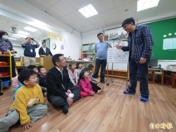 改善幼兒園空氣品質，宜蘭市公所與環保局展成果。（記者簡惠茹攝）