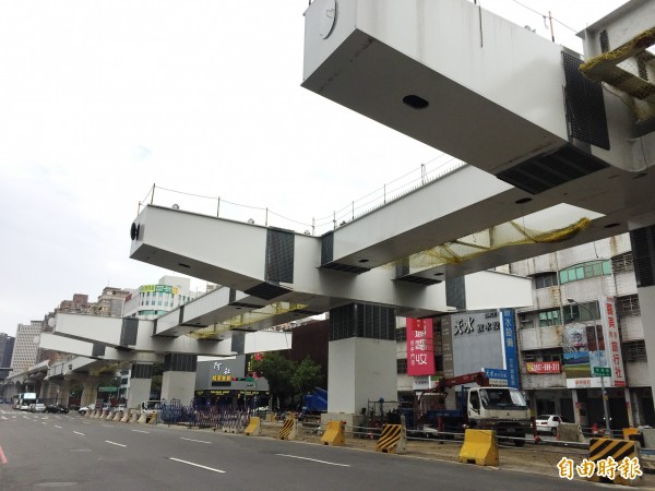 為發展軌道建設，市府將成立軌道基金。（記者張菁雅攝）