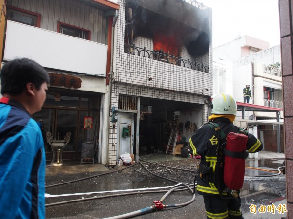 台東市精誠路169巷一民宅傳出火警。（記者王秀亭攝）