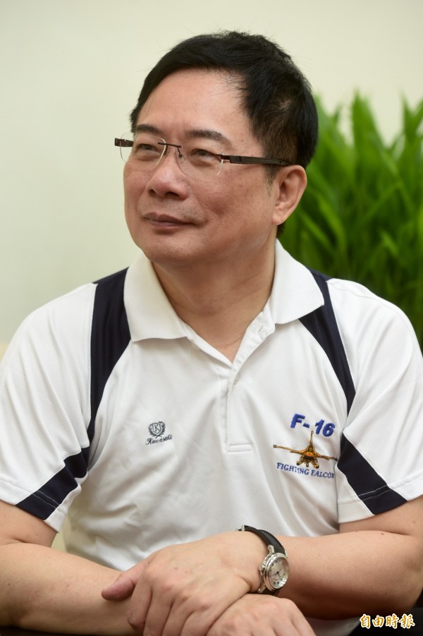 為何用「正元體」？ 蔡正元：我覺得像新詩