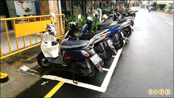 交通局指出，今年度有望增加三千到四千格汽車格位，機車格位也會增加一千到兩千格。
（記者王捷攝）