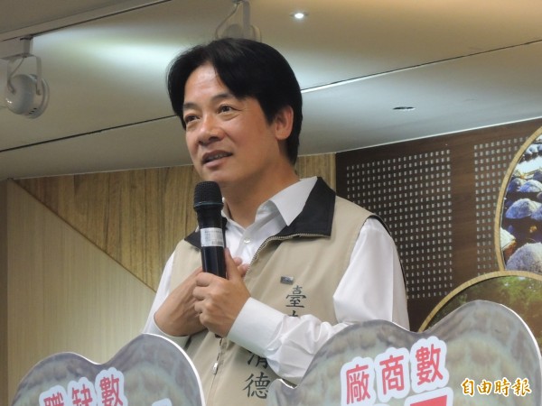 台南市長賴清德的下一步，讓外界好奇，他今日有感而發「勇敢ㄟ人，頭前才有路」。（記者洪瑞琴攝）