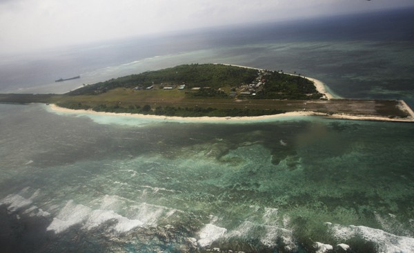 中國準備在南海劃設防空識別區，宣佈時機將視該區域安全情勢而定，尤其是美軍在南海的軍事存在。（路透資料照）