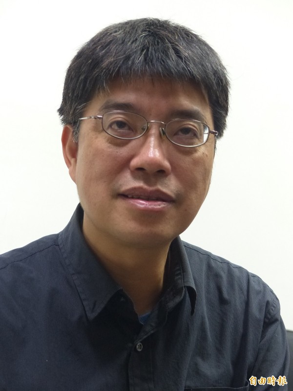 陸委會副主委邱垂正表示中國須尊重台灣民意的感受。(資料照,記者吳正庭攝) 陸委會副主委邱垂正表示中國須尊重台灣民意的感受。(資料照,記者吳正庭攝)