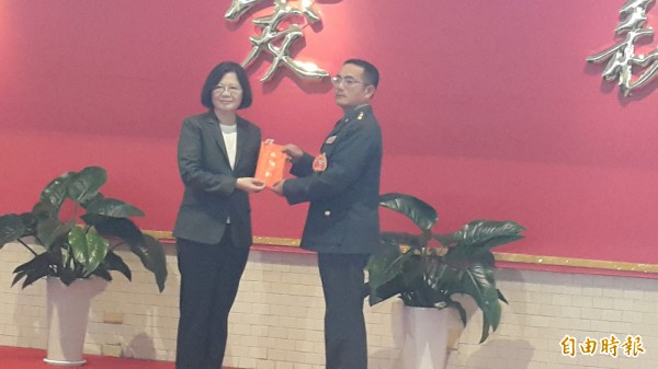 总统蔡英文致赠加菜金。（记者陈文婵摄）