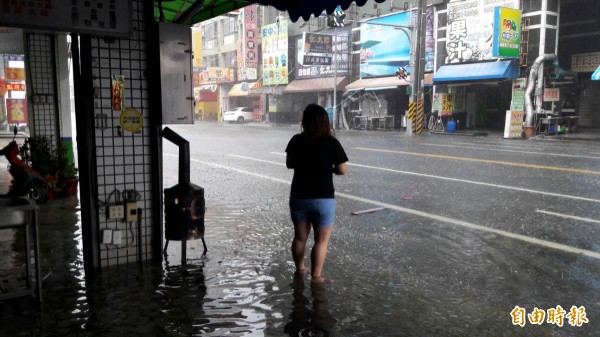 台南安中路每雨必淹居民無奈 習慣了 生活 自由時報電子報