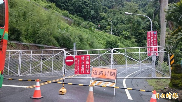 公路總局將預警性封閉19條公路。（記者余雪蘭攝）