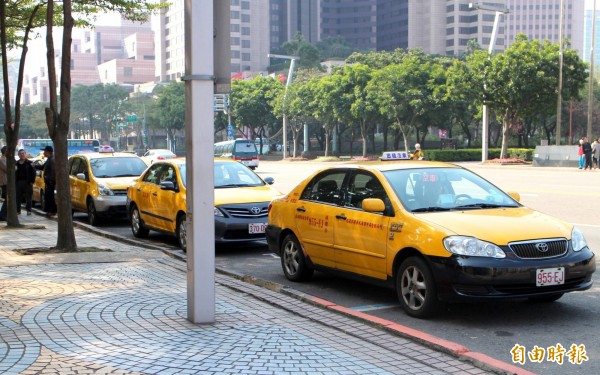 為解決內湖交通問題，北市府推計程車共乘今天上路。圖為示意圖。（資料照，記者郭逸攝）