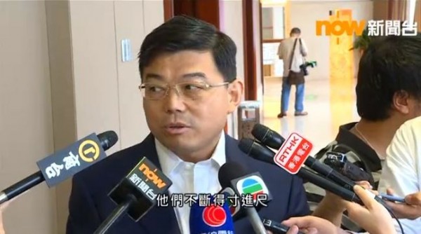 中國駐港法律部部長王振民表示，禁止主張者進入政權機構。（圖擷自now新聞台）