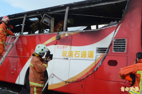 新北市遊覽車駕駛員工會不滿7月19日發生的國道火燒車意外，造成遊覽車業者被汙名化，25日上午9點將號召近200台遊覽車包圍交通部陳情抗議。（資料照，記者鄭淑婷攝）