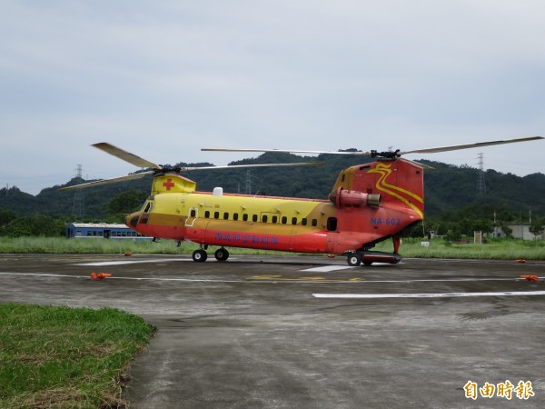 警政署空勤總隊出動直升機前往救援，不料起飛不久遭鳥擊，返隊改由備用機出勤。（資料照，記者劉濱銓攝）