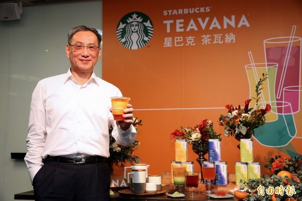 全球咖啡品牌龍頭星巴克（STARBUCKS）亞太區16個國家，逾6200家門市同步發表「TEAVANA茶瓦納」品牌，搶進全球一年高達千億美元的茶飲市場。（記者楊雅民攝）