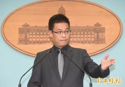 對於是否撤換行政院長林全，總統府發言人黃重諺表示，總統府支持林全，所以沒有內閣改組或調整的問題。（資料照，記者廖振輝攝）