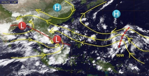 中央氣象局指出，目前在關島附近的熱帶擾動將可能形成第17號颱風「梅姬」。（擷取自「天氣職人-吳聖宇」臉書）