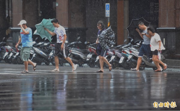 今年襲台颱風的強度都很強。（資料照，記者劉信德攝）
