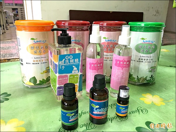 身心照護協會附設樂活農場的產品，品質不輸專櫃。
（記者黃淑莉攝）