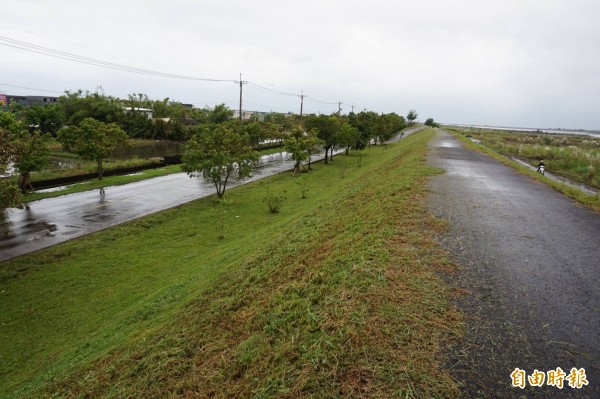 壯圍鄉堤防道路積水不退堤防加高加固工程改善 社會 自由時報電子報