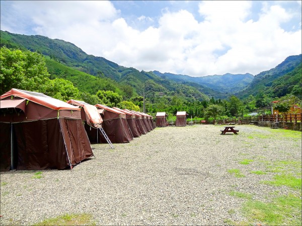新竹縣田中休閒露營區位於土石流潛勢溪流影響範圍內。（消保處提供）