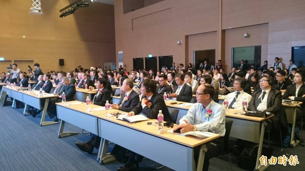 2016亞洲國際鋼鐵論壇在高雄展覽館登場。（記者葛祐豪攝）