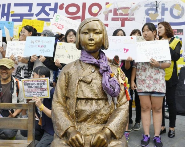 華盛頓和平少女像建立促進委員會，將於10日舉行紀念日軍慰安婦受害者的銅像臨時揭幕儀式。（圖擷自The Japan Times）