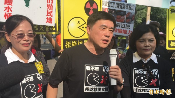 國民黨副主席郝龍斌強調，反核食救台灣公投不應有太多政治聯想，應該不分藍綠。（記者黃淑莉攝）