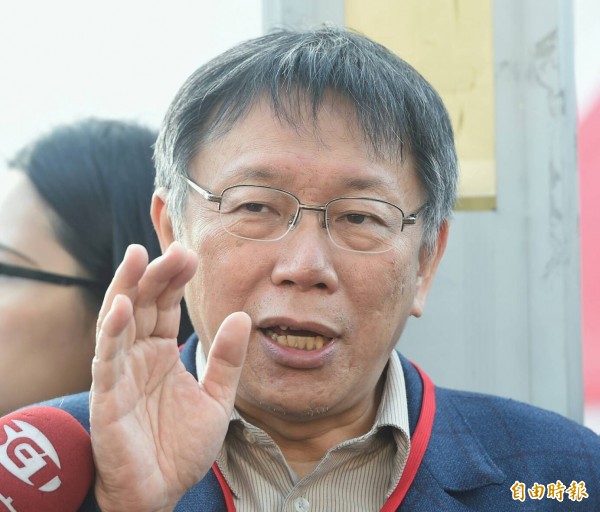 台北市長柯文哲今出席活動後受訪表示，國際政治就是「實力原則」，「別人把我們當棋子用，就算是當棋子也是要當重要的棋子嘛，別讓人家玩來玩去的。」（記者廖振輝攝）