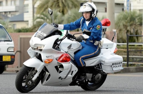 一名日本女警坦承，被市民看不起是女警最頭痛的問題。示意圖。（圖擷取自鹿兒島縣警察官網）