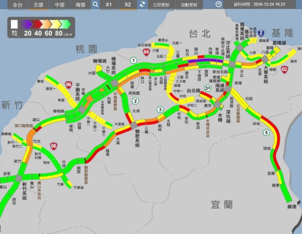 在國1部分，南下汐止、內湖、建國北路段時速均不到20公里。（圖擷自高公局「即時路況資訊」）