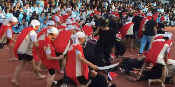 新竹市私立光復中學既納粹爭議後，又被爆校慶當天有班級cosplay霧社事件。（圖擷自YouTube）
