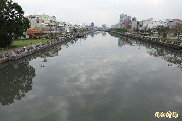 台南運河蘊含豐富歷史人文特色。（記者黃文鍠攝）