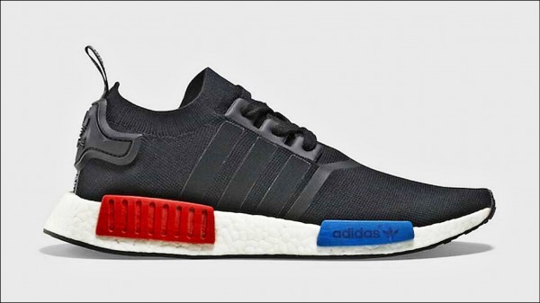 邱男喜愛Adidas NMD PK潮鞋，常在臉書與人分享。（擷取自臉書）