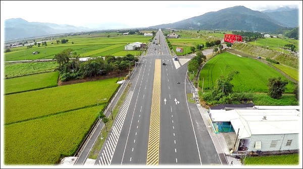 省道台9線花東公路位於花蓮縣南區路段，預計在113年改成四線道標準公路規格。（公路總局第四區養護工程處提供）