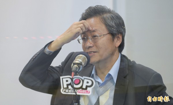 前行政院長張善政26日接受廣播節目「POP搶先爆」專訪。（記者張嘉明攝）