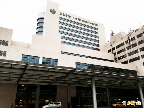 新北市板橋亞東醫院今日有婦人大鬧候診區，還胡扯醫師要搶她小孩。（資料照，記者陳韋宗攝）