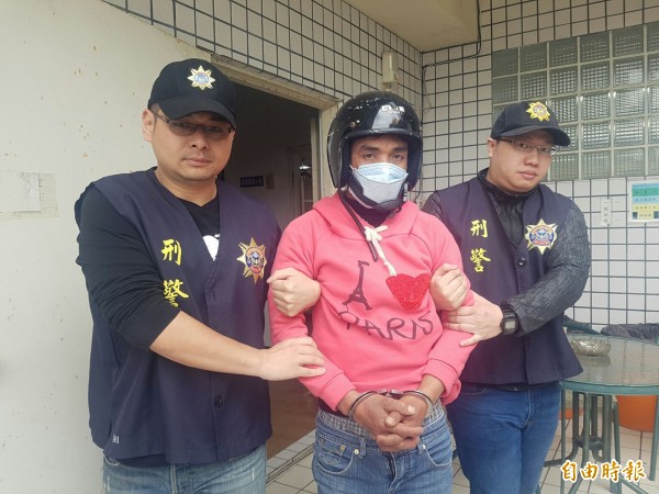 台灣逃逸外勞估逾5萬人。圖為印尼逃逸外勞涉殺人罪遭捕。（資料照，記者簡惠茹攝）