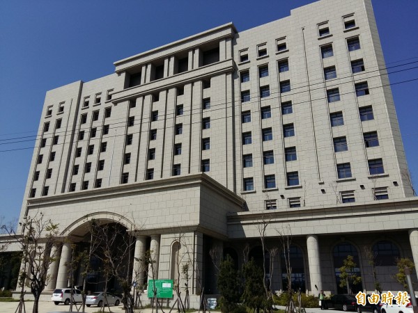 王男涉嫌虐死領養貓， 桃檢偵結依違反動物保護法， 向法院聲請簡易判決。 （記者鄭淑婷攝）