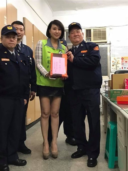 邱主任遭憲兵上校鹹豬手？ 憲指部展開調查