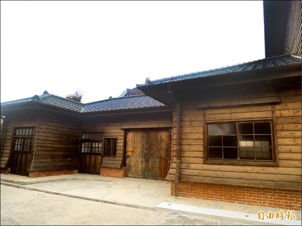 日治澎湖憲兵隊木造房舍，保留歷史的懷舊意味。（記者劉禹慶攝）