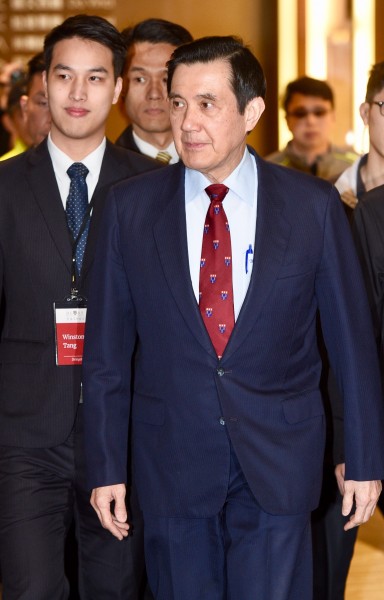 前總統馬英九昨被台北地檢署以涉嫌洩密等案起訴，依照「卸任總統副總統禮遇條例」規定，即使馬因洩密案判刑定讞，禮遇都不受影響。（記者羅沛德攝）