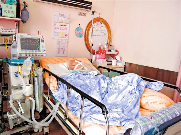 據統計，台灣依賴呼吸器的盛行率是美國的5.8倍。（資料照）